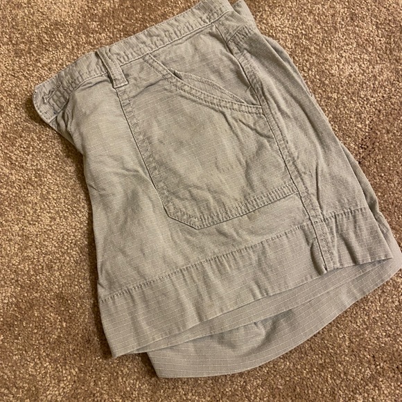 Calvin Klein Shorts - Picture 1 of 3